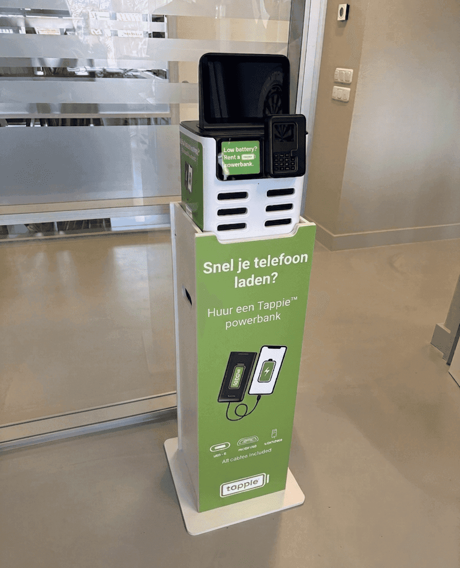 Freistehende Tappie-Station an einem Eingang